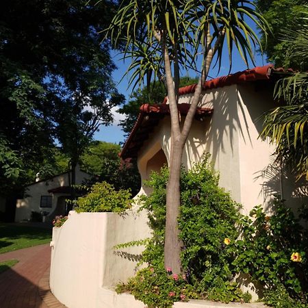 Villa Botanica Guest House Мідранд Екстер'єр фото
